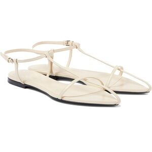 NIB Flat Strappy Sandals in Cream